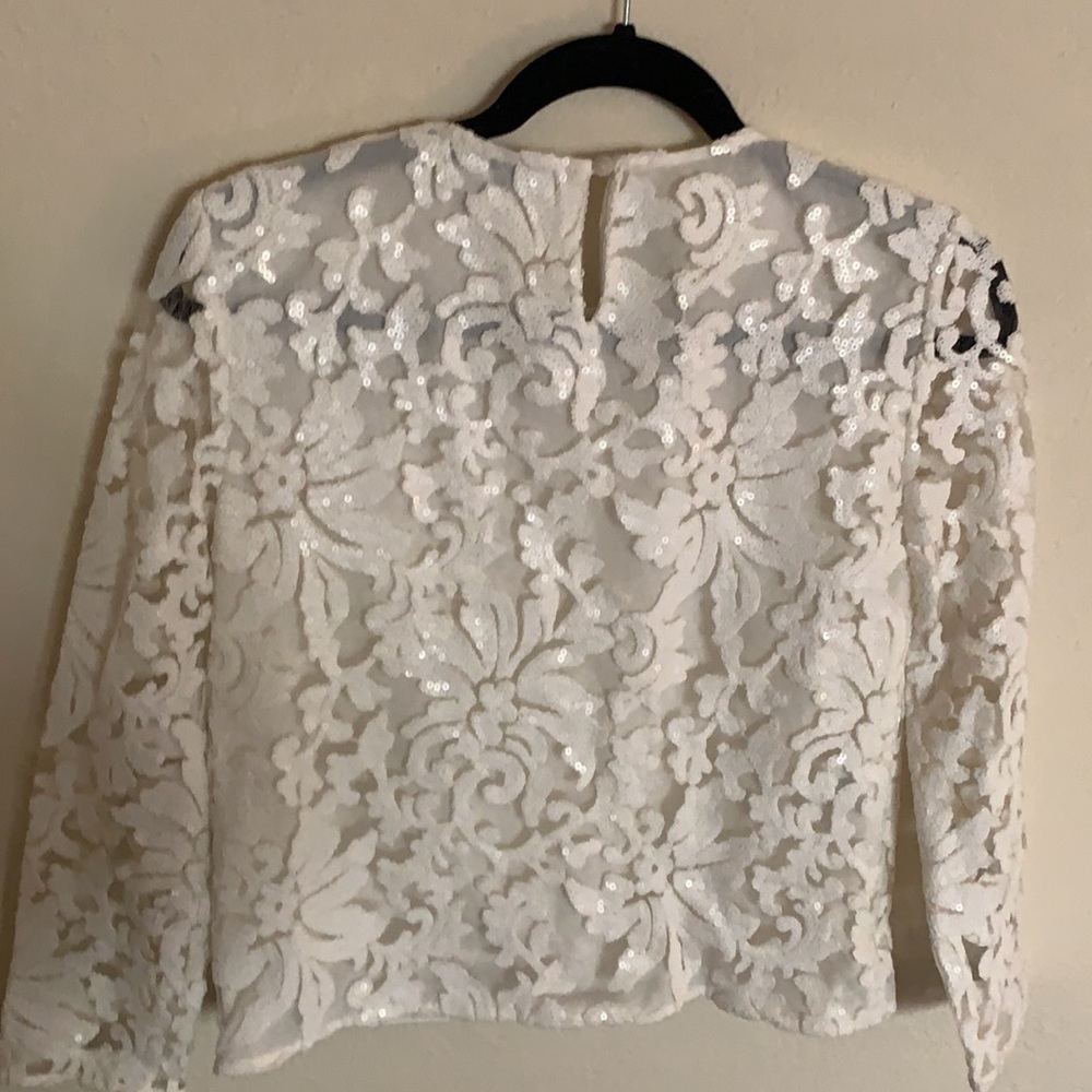 Delicate Lace and Sequins with a Floral Design DVF White Blouse - Picture 4 of 12